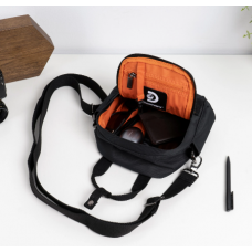 Сумка через плече 3L Discovery Cave D00812.06 чорна