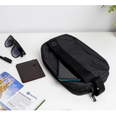 Косметичка дорожня 4.9L Discovery Metropolis D00211-06 чорна